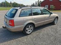 Begagnad Audi A4 Comfort 150 HK (110 kW) 2000 Ljusbrun Kombi
