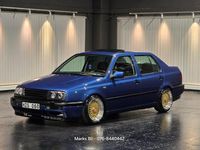 Begagnad VW Vento 90 HK (66 kW) 1996 Blå Sedan