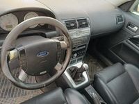 begagnad Ford Mondeo ST220 Kombi Euro 4
