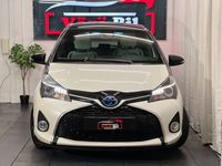 begagnad Toyota Yaris Hybrid e-CVT Euro 6