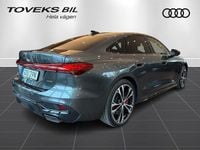 Ny Audi A5 Sport 367 HK (269 kW) 2025 Daytonagrå pärleffekt Sedan