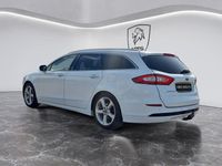 Begagnad Ford Mondeo Titanium 150 HK (110 kW) 2014 Vit Kombi