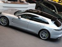 begagnad Porsche Panamera 4 E-Hybrid Sport Turismo Platinum Edition 2022 Silver