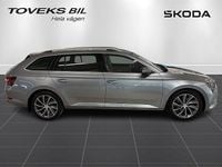 Begagnad Skoda Superb LAURIN & KLEMENT 190 HK (139 kW) 2015 Grå Kombi