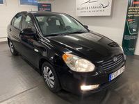 Begagnad Hyundai Accent 112 HK (82 kW) 2007 Svart Sedan
