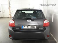 begagnad Toyota Auris 5-dr 1.4 D-4D Euro 5 Vinterhjul