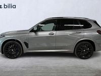 Begagnad BMW X5 M Sport 490 HK (360 kW) 2025 Skyscraper grey metallic SUV