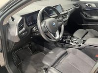 begagnad BMW 218 i Gran Coup Model Sport Navi PDC LED BSI
