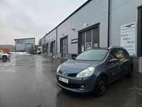 Begagnad Renault Clio GrandTour 101 HK (74 kW) 2008 Blå Kombi