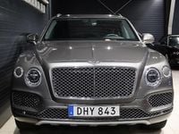 Begagnad Bentley Bentayga 608 HK (447 kW) 2017 Grå SUV