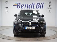 begagnad BMW iX3 Charged / Nav / Panorama / DAP / El-stol minne