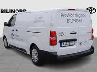 Begagnad Toyota Proace Comfort 100 kW (137 HK) 2024 Vit Minibuss