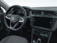 begagnad VW Tiguan TSI 150Hk DSg Dragrkok Cockpit