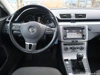 Begagnad VW Passat 140 HK (102 kW) 2014 Röd samma som bilen Kombi