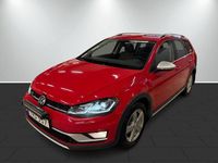 Begagnad VW Golf Alltrack 184 HK (135 kW) 2017 Röd Kombi