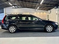 Begagnad Volvo V70 Momentum 163 HK (119 kW) 2011 Svart Kombi