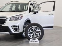 Begagnad Subaru Forester 150 HK (110 kW) 2019 Vit SUV