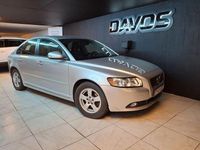 Begagnad Volvo S40 Momentum 116 HK (85 kW) 2012 Ljusgrå (grå) Sedan