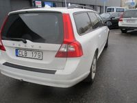 begagnad Volvo V70 2.5T Flexifuel DRIVe Drag Geartronic Kinetic FYND