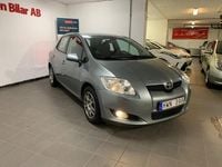 Begagnad Toyota Auris 124 HK (91 kW) 2008 Grå Halvkombi