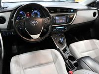 begagnad Toyota Auris 1.8 Hybrid e-CVT(136 hk)Panoramaglas/Backkamera