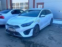 Begagnad Kia Ceed Sportswagon Advance 105 HK (77 kW) 2024 Vit Kombi