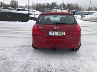 Begagnad Kia Ceed 122 HK (89 kW) 2007 Halvkombi