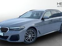 Begagnad BMW 530e Shadowline 2023 Grå Kombi