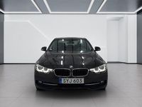 Begagnad BMW 320 Sport Line 190 HK (139 kW) 2018 Brun Sedan