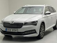 Begagnad Skoda Superb 218 HK (160 kW) 2022 Vit Kombi