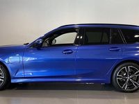 Begagnad BMW 330 M Sport 184 HK (135 kW) 2025 Blå Kombi
