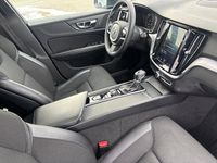 Begagnad Volvo V60 Momentum 190 HK (139 kW) 2019 Grå Kombi