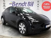 Begagnad Tesla Model Y Long Range AWD 378 kW (514 HK) 2023 Svart SUV