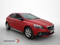Begagnad Volvo V40 CC Momentum 116 HK (85 kW) 2015 Röd Kombi