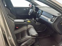 Begagnad Volvo V60 R-Design 340 HK (250 kW) 2020 Grå Kombi