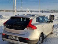 begagnad Volvo V40 CC D3 Momentum Euro 6