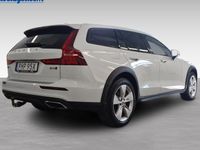 begagnad Volvo V60 CC B4 AWD Diesel Adv SE 2021, Kombi