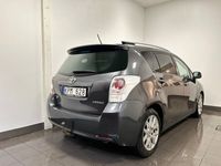 begagnad Toyota Verso 2.2 D-4D Navi / B-Kam / Drag / M-Värme