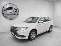 Begagnad Mitsubishi Outlander 203 HK (149 kW) 2016 Vit SUV