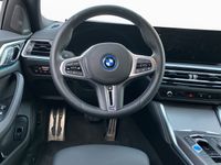 begagnad BMW i4 Fully Charged Innovation Laserljus Drag Driving Assistant Moms Bil