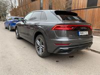 Begagnad Audi Q8 S-Line 286 HK (210 kW) 2020 Grå SUV