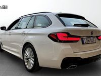 Begagnad BMW 530 M Sport 184 HK (135 kW) 2023 Vit Kombi