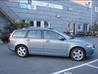 Begagnad Volvo V50 Momentum 136 HK (100 kW) 2008 Kombi