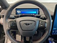 begagnad Ford Mustang Mach-E Long Range Premium Ski Team Editio 2023, SUV