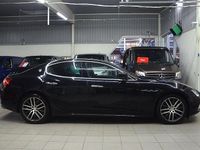 Begagnad Maserati Ghibli 275 HK (202 kW) 2014 Svart Sedan