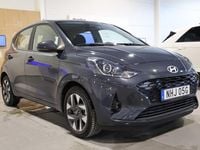 Begagnad Hyundai i10 Advanced 63 HK (46 kW) 2024 Grå Halvkombi
