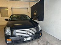 Begagnad Cadillac CTS 218 HK (160 kW) 2004 Svart Sedan