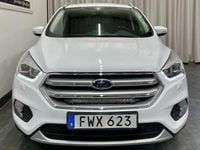 Begagnad Ford Kuga Titanium 150 HK (110 kW) 2017 Vit SUV