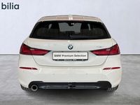 begagnad BMW 118 i Aut Sportline | Farthållare | PDC fram & bak | 17"