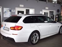 begagnad BMW 520 d xDrive Touring M Sport Pano Drag Sv-Såld